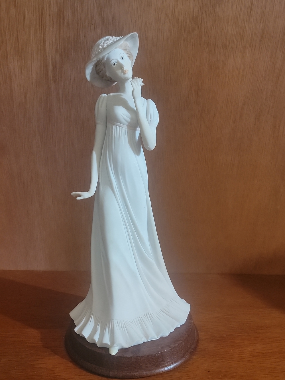1984 Arnart- Pucci Collection Porcelain Lady Figurine